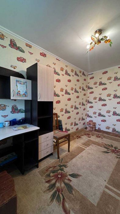 Продам 2-х комнатную квартиру в Лесках (ул.Киевская)