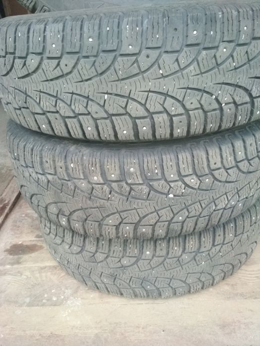 Зимові шини з дисками 195*65* R15 Нисан Тиида