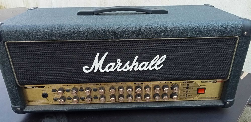 Marshall Valvestate 2000 AVT150H 150-Watt + Marshall MX412A Guitar Cab