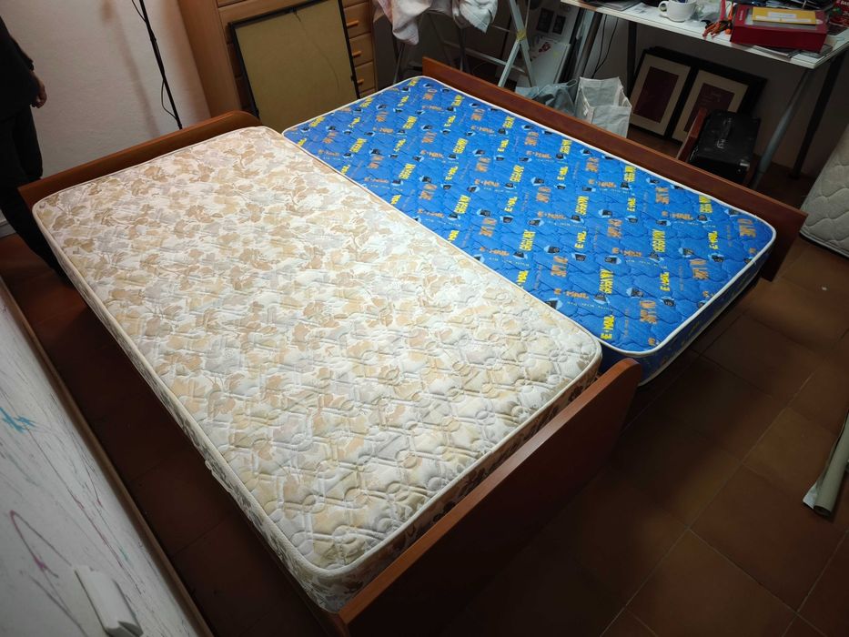 Cama de gaveta com elevador