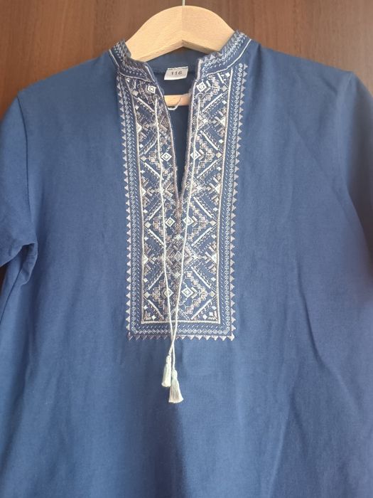 Вишита футболка ріст 116