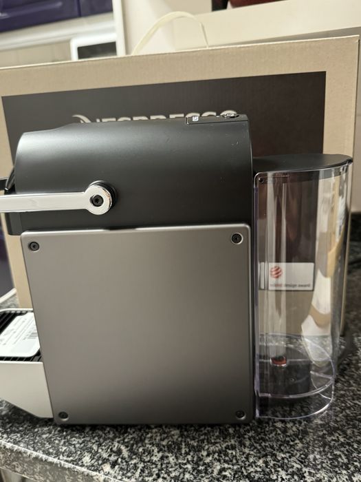 Nespresso Pixie Nova