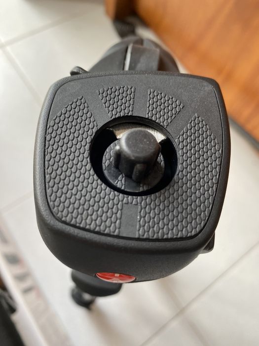 Tripé Manfrotto