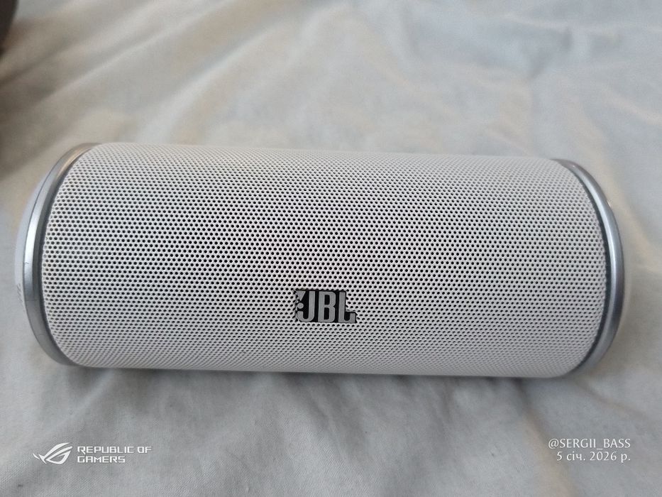 JBL Flip 1- оригінальна портативна Bluetooth-колонка / Чохол + зарядка
