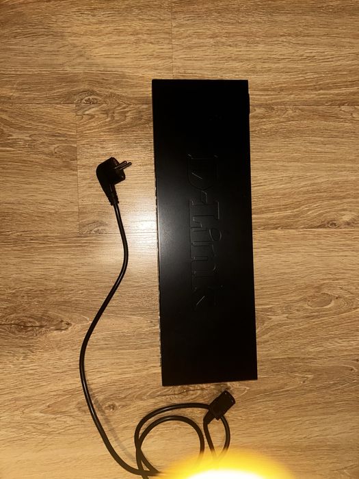 D-Link DES - 1210-28/ME - Metro Ethernet Switch|28 портів|робочий