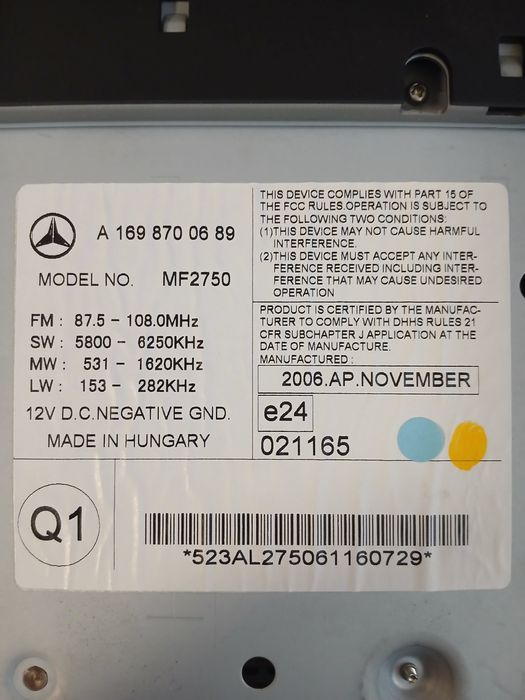 Магнітола Mercedes B 200