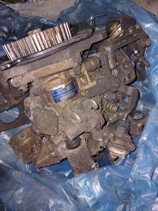 Pompa wtryskowa Nissan 2.0d