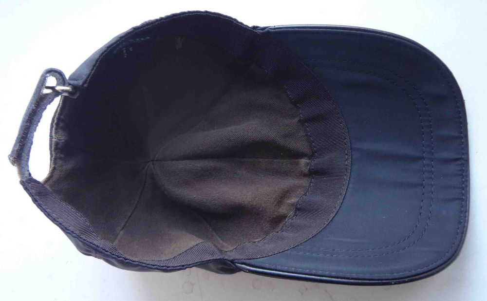 черная нейлоновая бейсболка Prada Италия