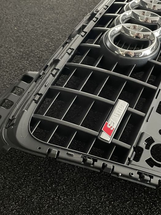 Grelha Frontal Audi A3 Original e Nova