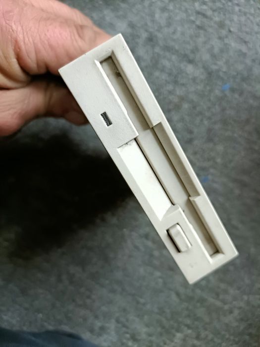 Stacja dyskietek Samsung zabytek