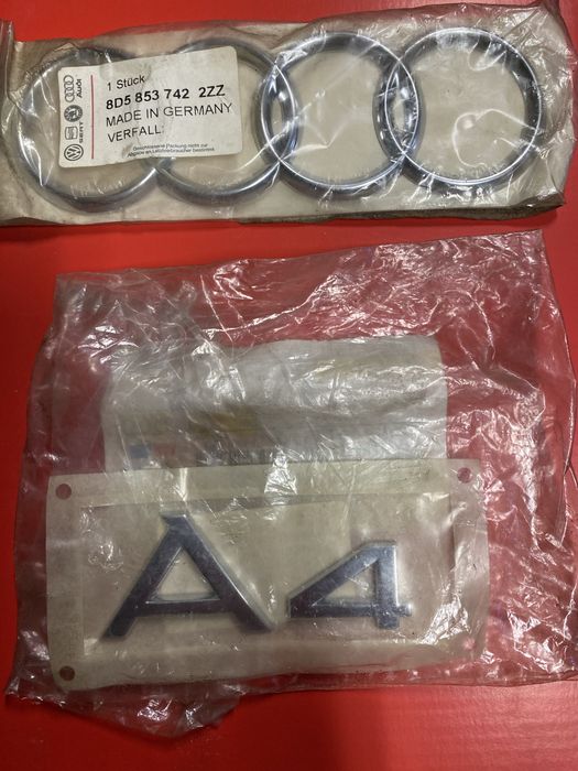 Emblemaat znaczek Audi A4
