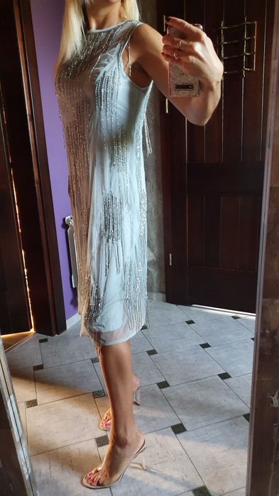 Asos śliczna sukienka midi zwiewna zdobiona cekiny frędzle S M