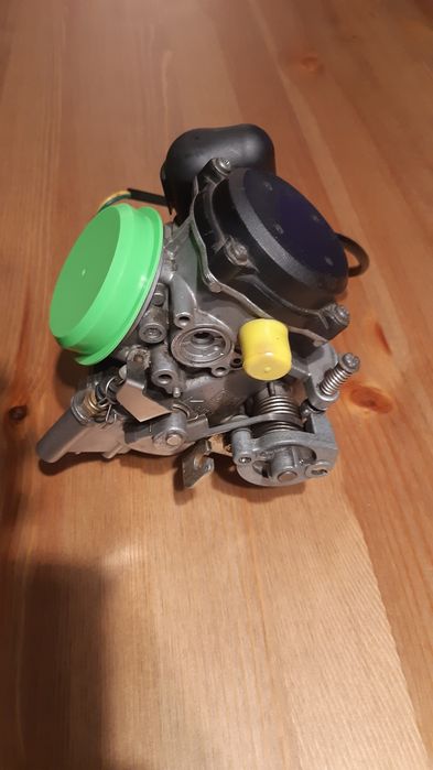 gaźnik vespa GTV 125