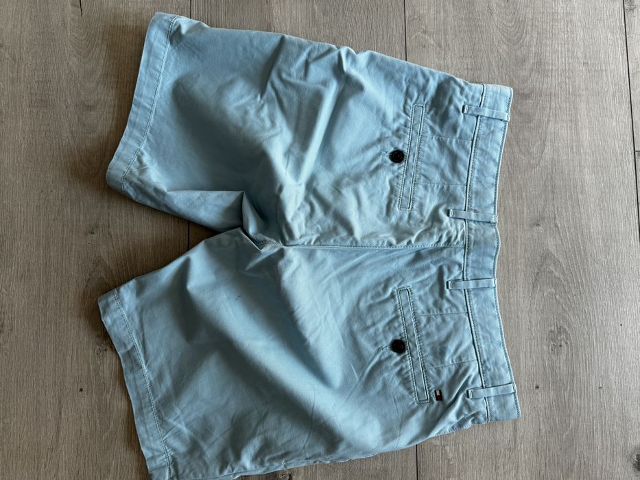 Tommy Hilfiger chinosy krutkie szorty rozm. 32