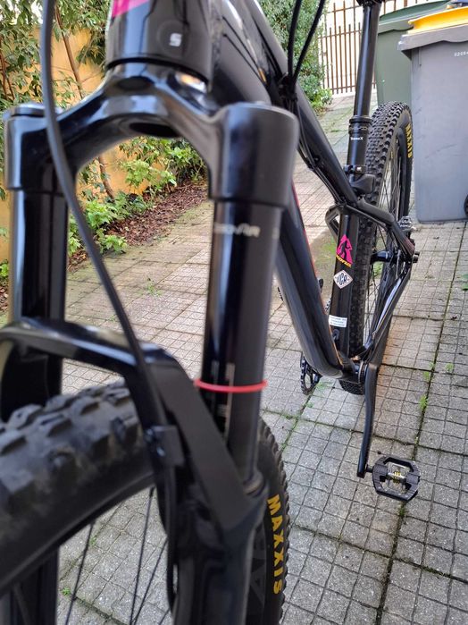 Kona Honzo Deluxe DL