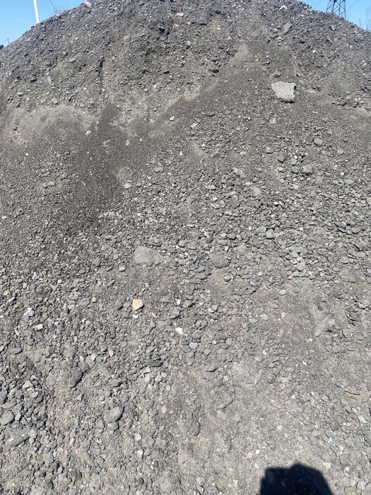 Бой кирпичний , асфальтний, пеноблок , дроблений бетон , крошка.