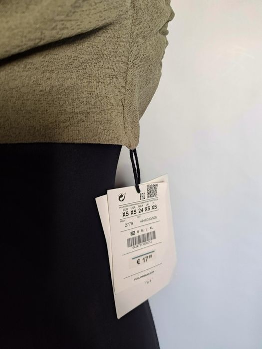 Pull& bear top nowy z metką khaki XS