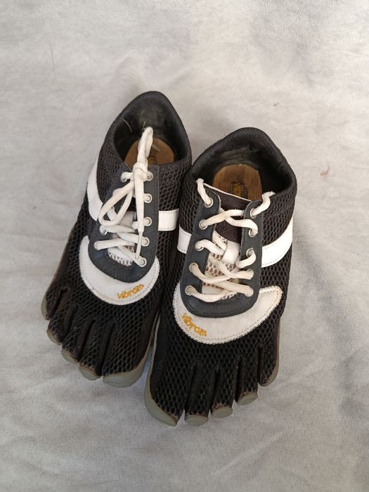 Vibram FiveFingers, 38
