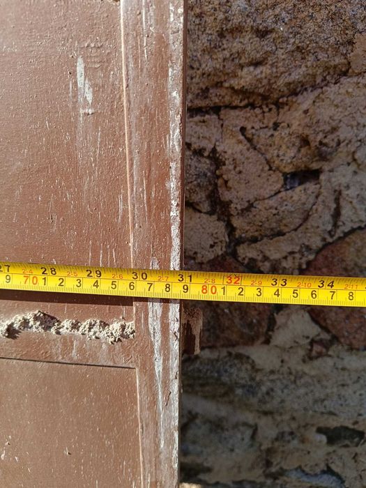 Porta em ferro usada