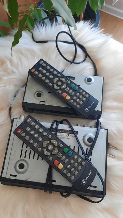 Dekoder/tuner tv (2 sztuki)