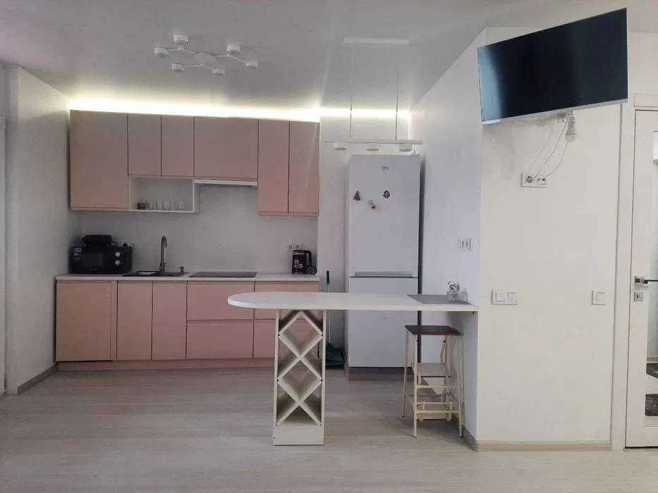 Оренда 1к СТУДІЯ 40м²|ЖК Одеський бульвар| Метро 15хв | ТВАРИНИ+/ДІТИ+
