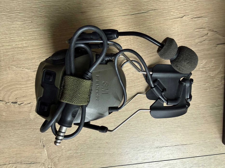 Ochronniki słuchu aktywne 3M Peltor ComTac VIII z mikrofonem Green (A)