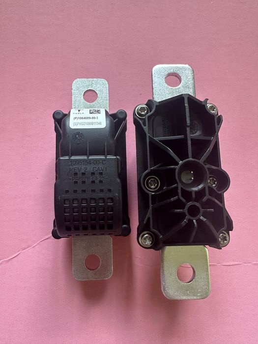 Піропатрон/Запобіжник/Пиропатрон Tesla 3/Y 1064689-00–I / 1064689-00-J