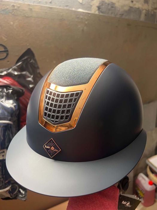 Kask jeździecki L