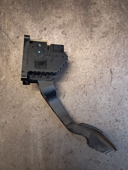 Pedał gazu potencjometr Opel Corsa D rok 2009 benzyna 1.0 12v