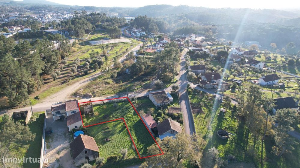 Terreno com ruína em Ansião