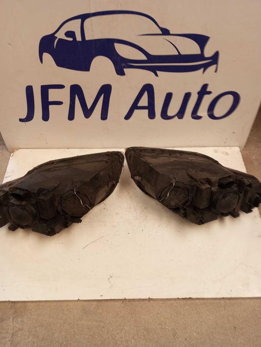 Par Faróis Óticas Audi A4 B7 — Compatível S-Line (8E0941004BL)