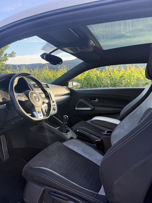 VW Sirocco 2,0 tdi R Line