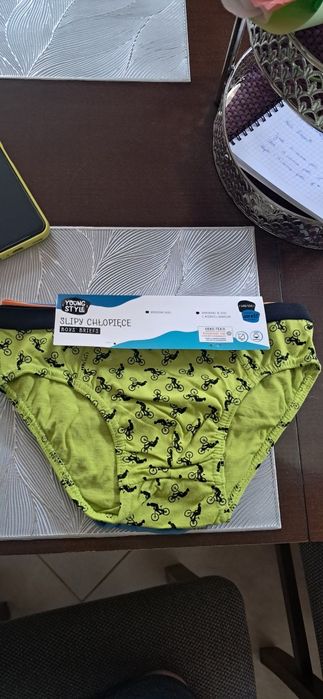 Sprzedam NOWE slipy chłopięce 9 sztuk