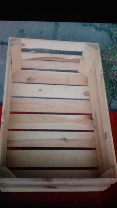 skrzynki drewniane , owoce warzywa