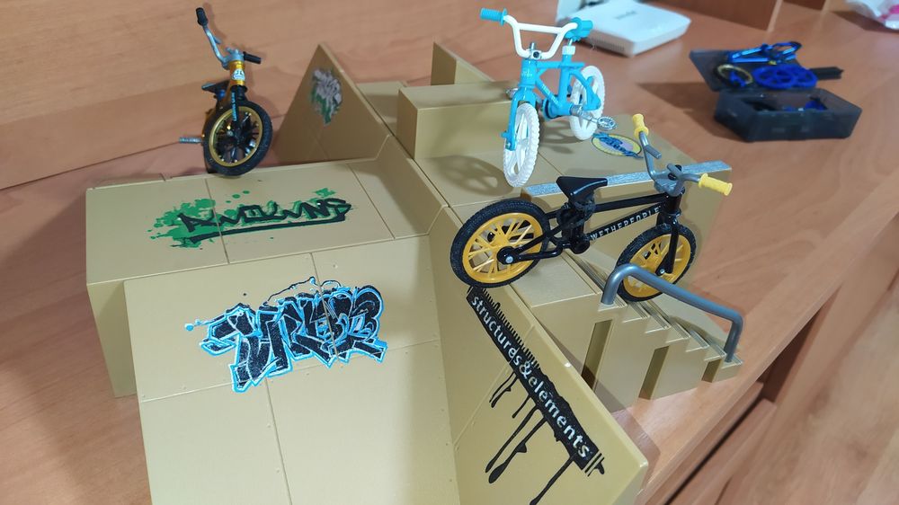 Fingers bike, Пальчикові байки