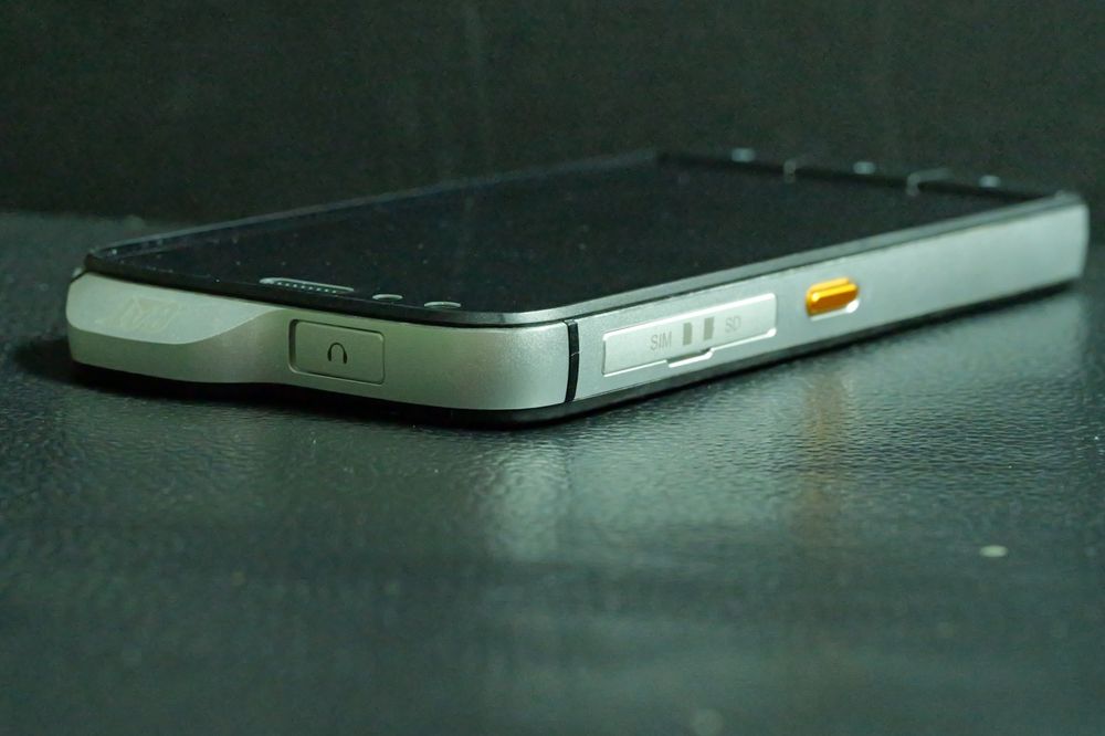 CAT S61 смартфон з вбудованим тепловізором.