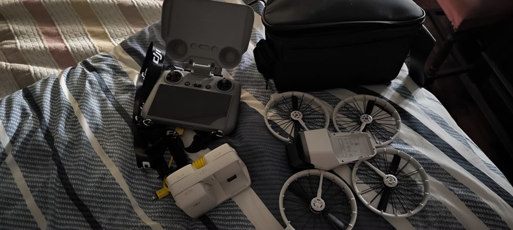drone DJI FLIP combo com comando rc2 e 3 baterias