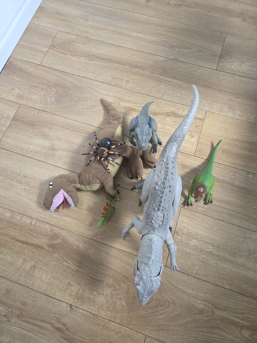 Dinozaury,zabawki