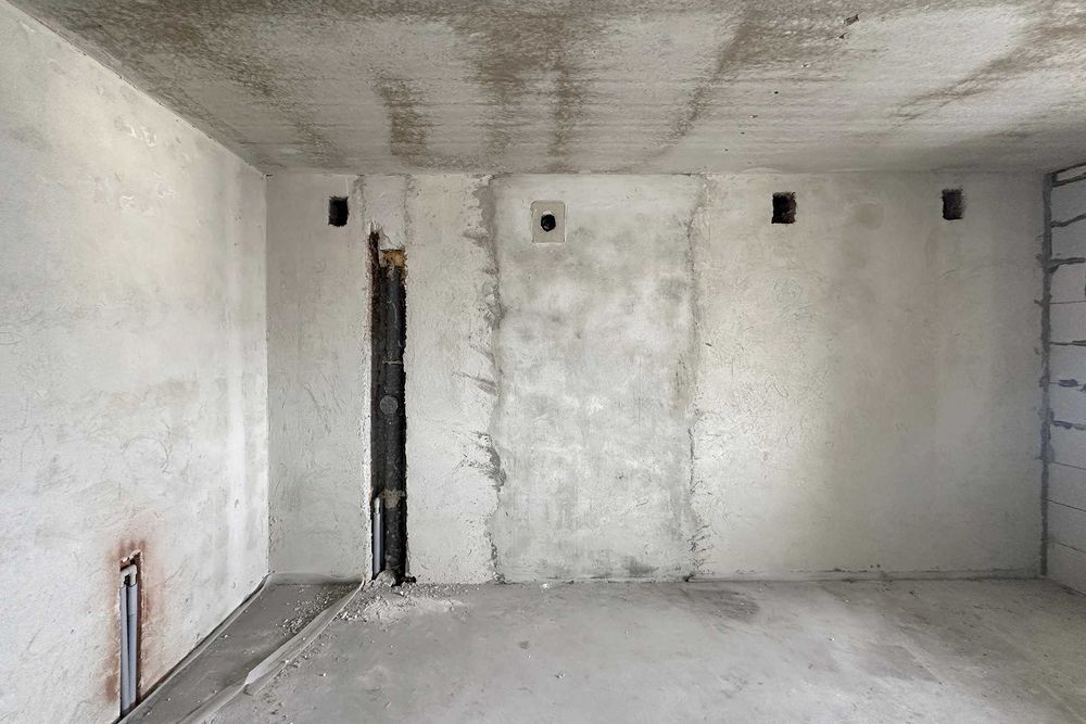 4-кім.,квартира у новобудові, 121 м², на Роксоляни, в зданому будинку.