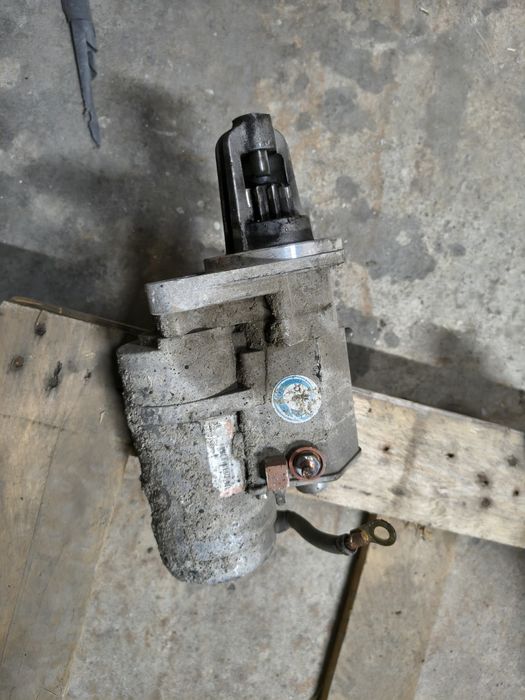 Rozrusznik kia K2 700