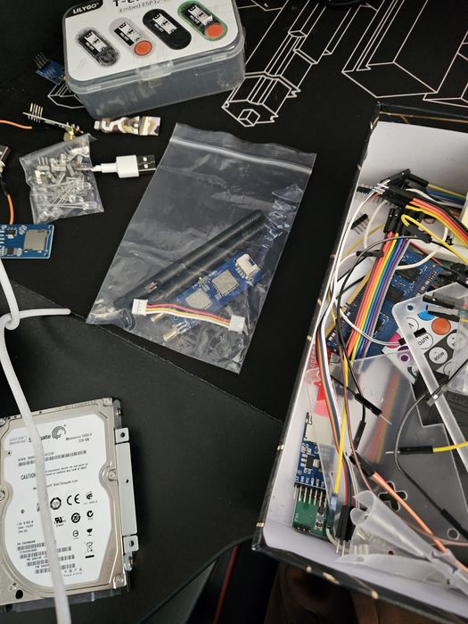 Moduł cc1101 nrf24 2w1 rezerwacja