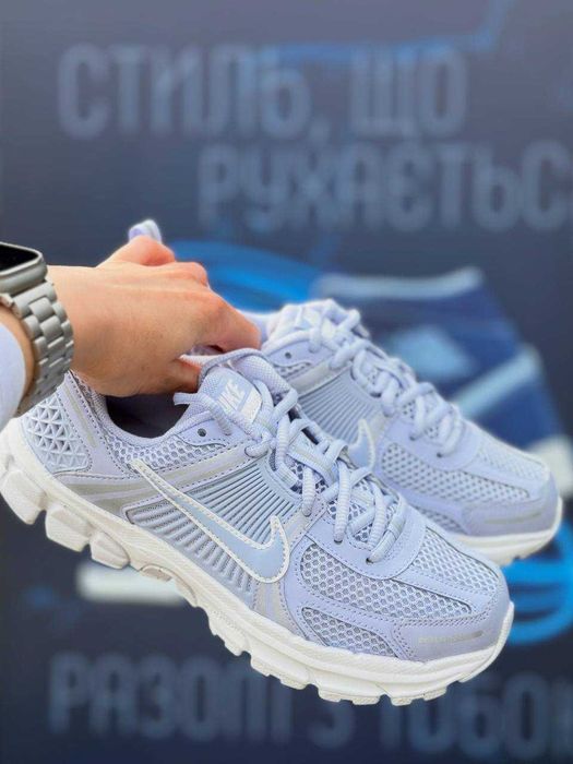 Nike Zoom Vomero 5 оригінал!!! В наявності багато різновидів!!!
