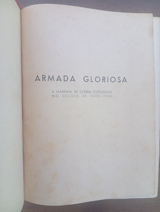 Livro  "Armada Gloriosa: A Marinha de Guerra Portuguesa no Século XX"