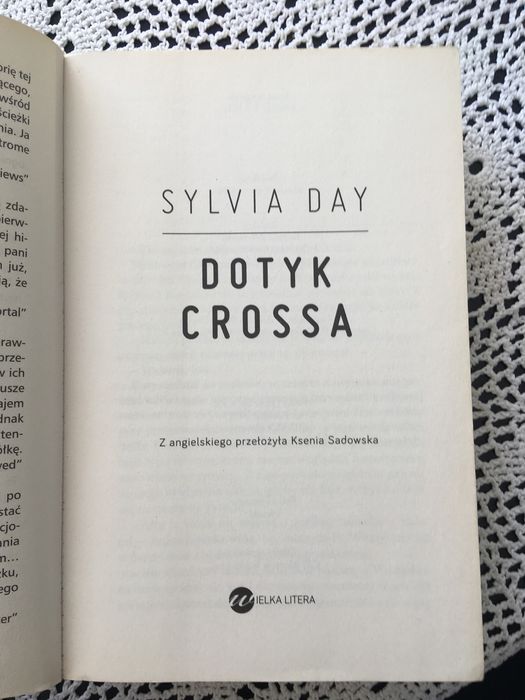 Dotyk Crossa Sylvia Day