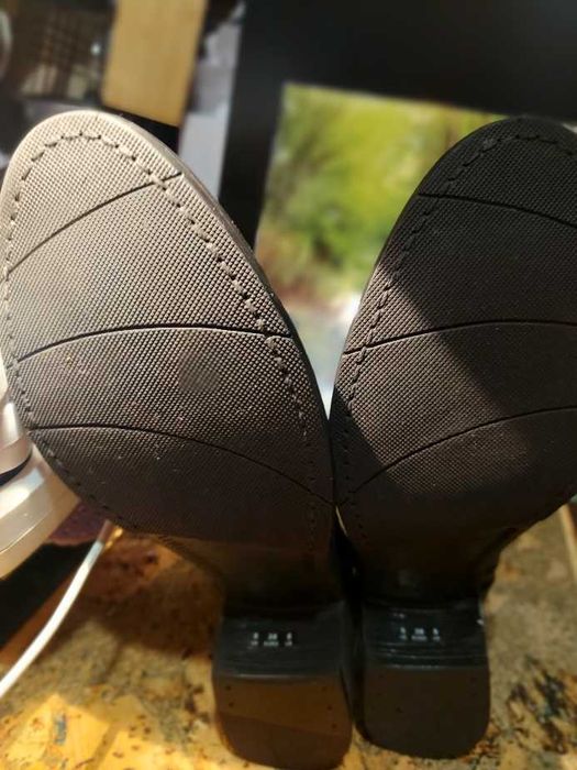 botki czarne,damskie ze skóry naturalnej ,rozm 39. Oferta aktualna