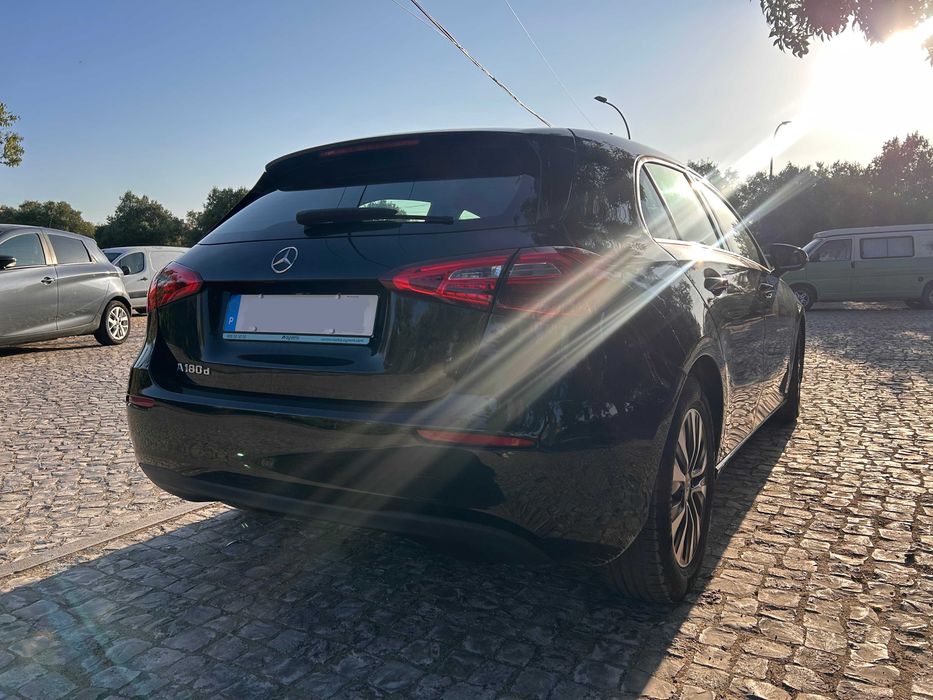 Mercedes Classe A 180d Style - 51000kms, estado novo!