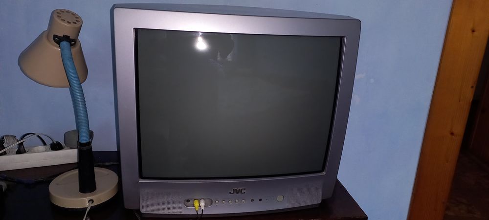 Телевізор JVC AV-2115EE