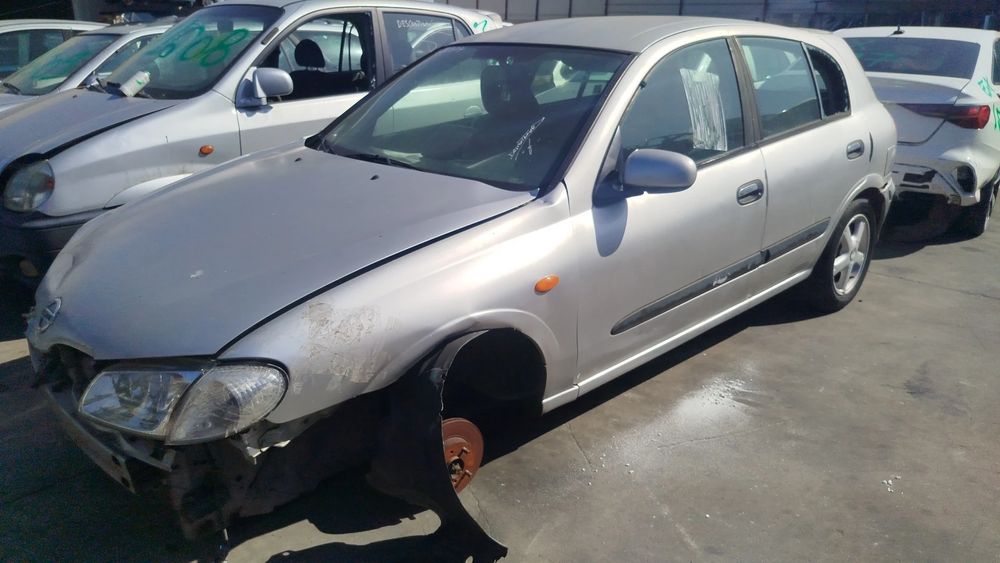 Para peças NISSAN Almera II Hatchback (N16)