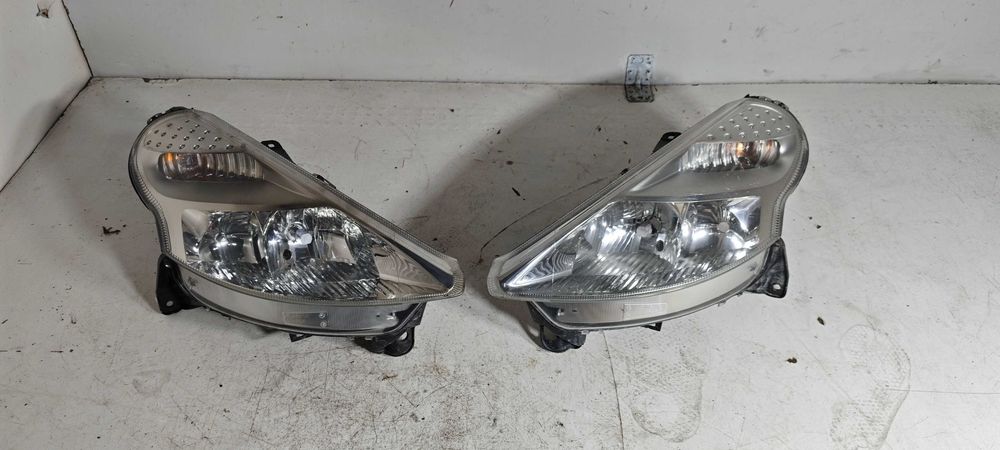 Citroen C3 I Pluriel Komplet Lamp Przednich Przód Cena za Komplet