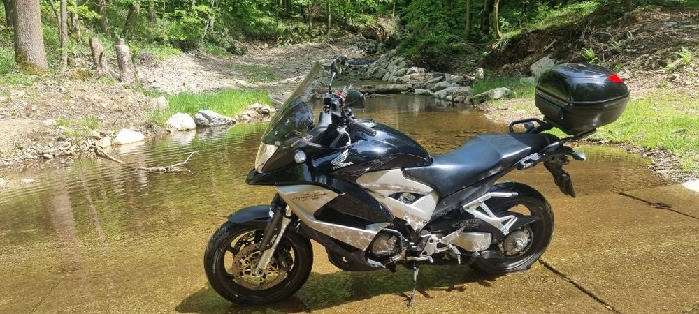 Honda VFR800 X Crossrunner V2